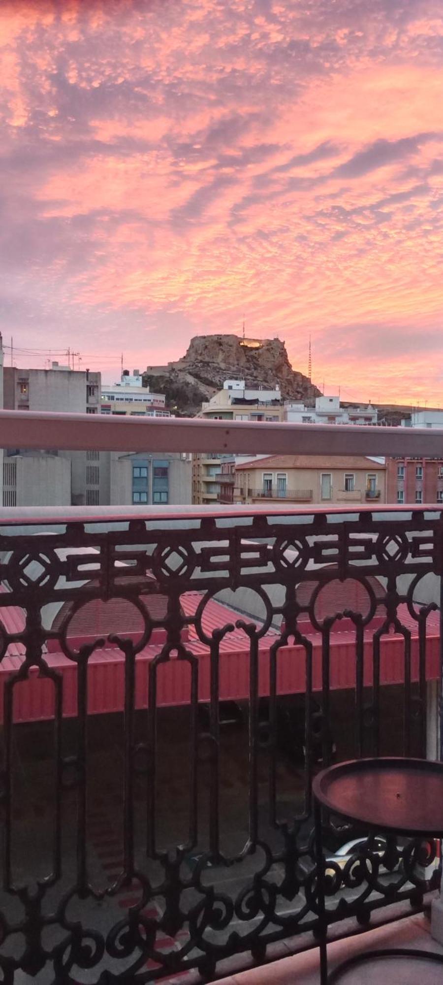 Room With Private Bathroom And Balcony Nearby The Mercado Central, Center And Beach Alicante Exterior foto