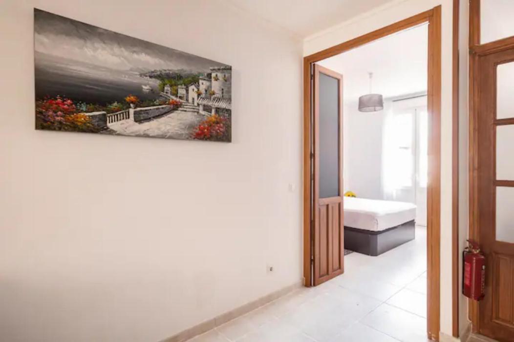 Room With Private Bathroom And Balcony Nearby The Mercado Central, Center And Beach Alicante Exterior foto
