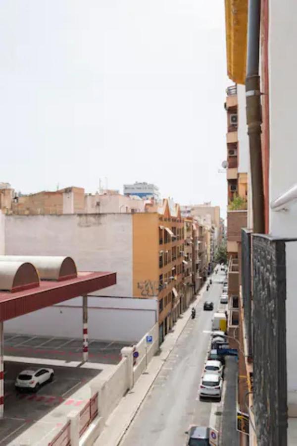 Room With Private Bathroom And Balcony Nearby The Mercado Central, Center And Beach Alicante Exterior foto