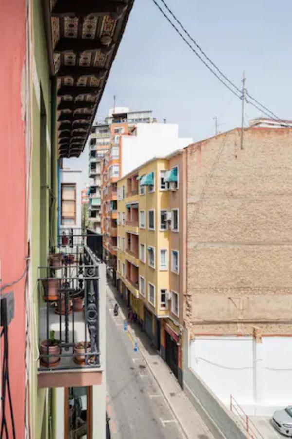 Room With Private Bathroom And Balcony Nearby The Mercado Central, Center And Beach Alicante Exterior foto