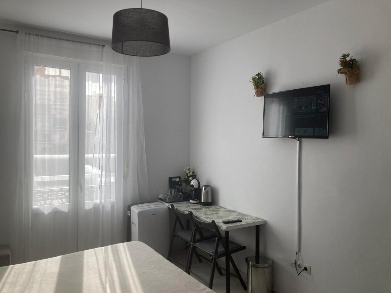 Room With Private Bathroom And Balcony Nearby The Mercado Central, Center And Beach Alicante Exterior foto