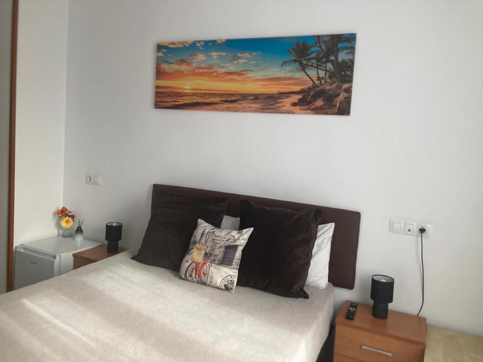 Room With Private Bathroom And Balcony Nearby The Mercado Central, Center And Beach Alicante Exterior foto